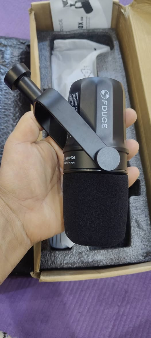 مايك داينمك ماركة FDUCE SL40X
المحتوى، الألعاب، البودكاست، البث المباشر، التسجيل في الاستوديو، إنتاج وبث الصوت والفيديو عزل الضوضاء كوالتي عالي جدا معدن بالكامل كامل مع لاستاند والكيبل 50الف قفل


**إذا كنت صاحب هذا الإعلان وتريد حذفه لأي سبب، رجاءا أرسل رسالة إلى الدعم الفني**