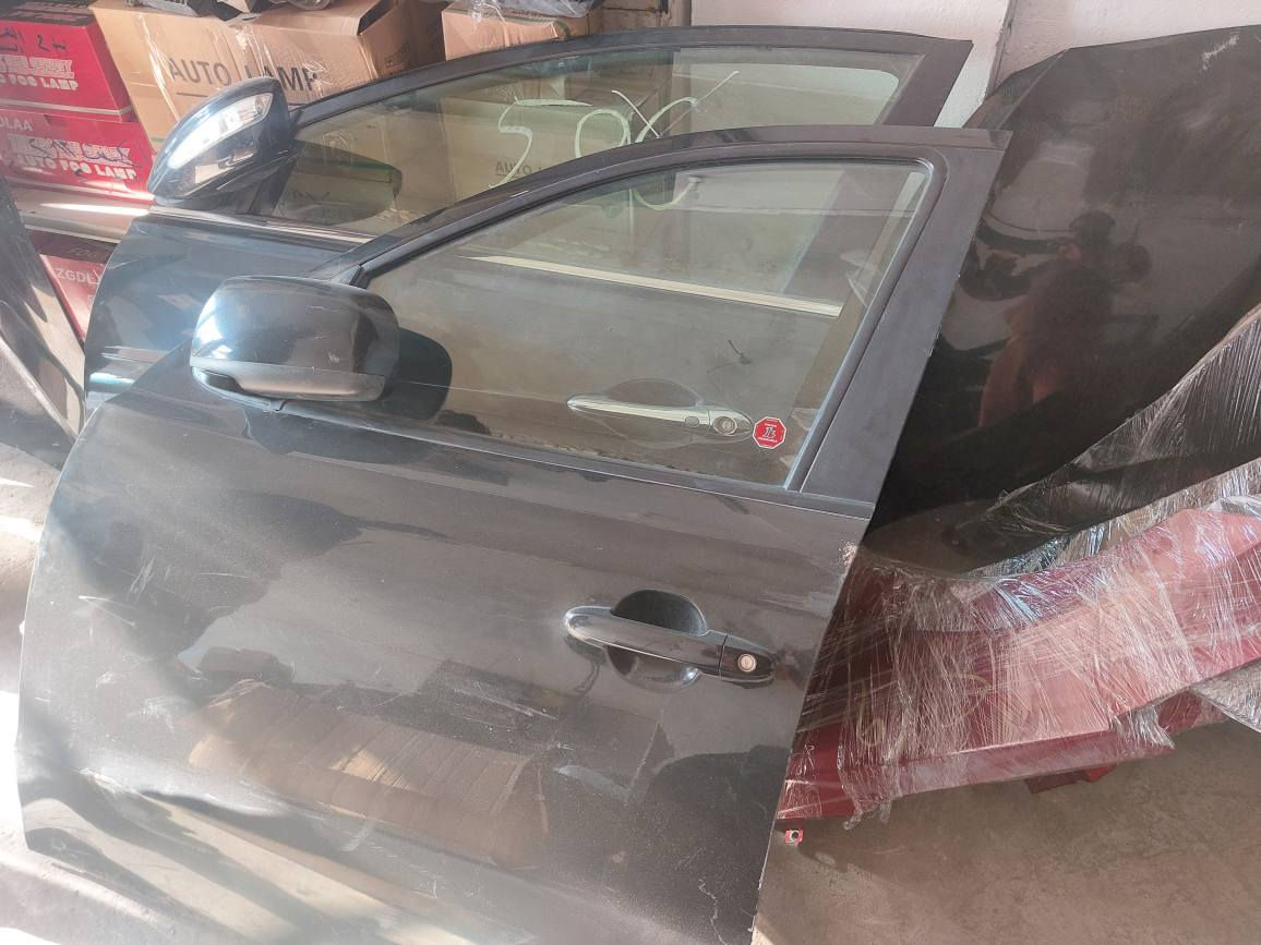 السلام عليكم
يتوفر ضفيرة سنتافيا 3500 موديل 12 مع ابواب عدد اربعه لون اسود
الدورة نهاية شارع60
***********
