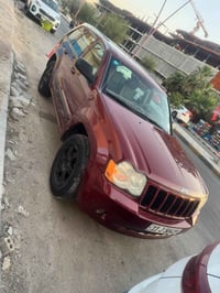 للبيع جيب لاريدوا 2007 اللون ماروني كرزي محرك 3700 حاويه كير جديد تبري...