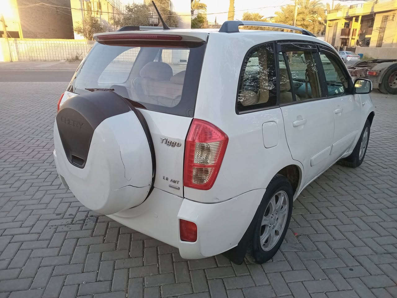 السلام عليكم للبيع شيري تيكو 2013كير گهربائي رقم بغداد الدولي الجديد هزه جديده بيها قطع صبغ كير ومحرك وكهربائيات جاهزه ماببها اي نقص ***********ه‍
مكان السياره بغداد الكرخ 
ألسعر 58وبيها مجال قليل
