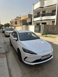 للبيع ماشيه 9 مدوشمه من الداخل بالكامل ب 18نهايته 07885766654