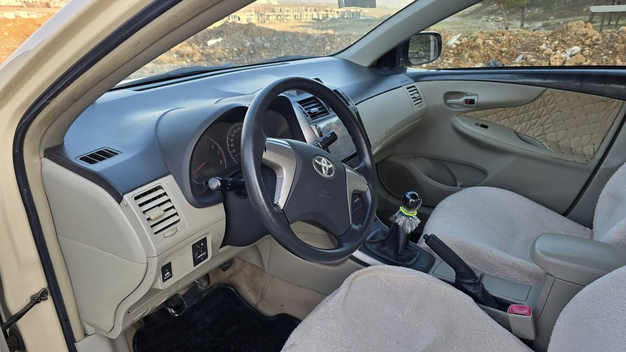 تویتا کڕۆلا 2012نمونە لە جوانی
بێ شوخت ولیدراو بە ناوی خۆمانە شوین چوارقوڕنە***********
