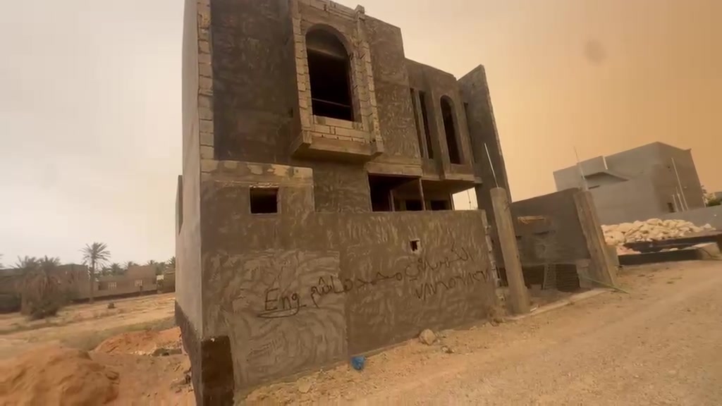 هيكل للبيع الرمادي شارع 40 قرب القصر الأبيض
طابو زراعي سند 25 تحويل بأسمك مباشر 
سعره 65 وبيه مجال 
للتواصل زيارة مكتبنا مكتب النورس مجاور مرطبات ادريم أو الاتصال بنا 
***********
