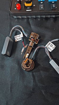 ليد H1 ثلجي 2 براد يشتغل ٨٠ واط و يستقر ٦٥ واط للتك  ع الفحص ما عجبك ي...