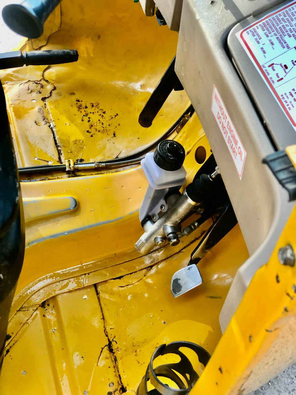 تكتك ٢٠شهر١١ مرقمه انكليزي مكفوله بس دوس مكينه مجفته العبيدي حي الرئاسه ***********
