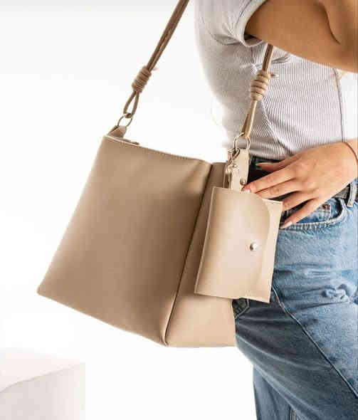 حقيبة توت باگ براند ( SHEIN ) كوالتي عالي موديل كوري حجم كبير
 
 القياس الكبير 
#واتساب ***********
تتوفر خدمه توصيل لجميع المحافظات والاقضيه 🛺 
#اكسبلورر #متابعين
