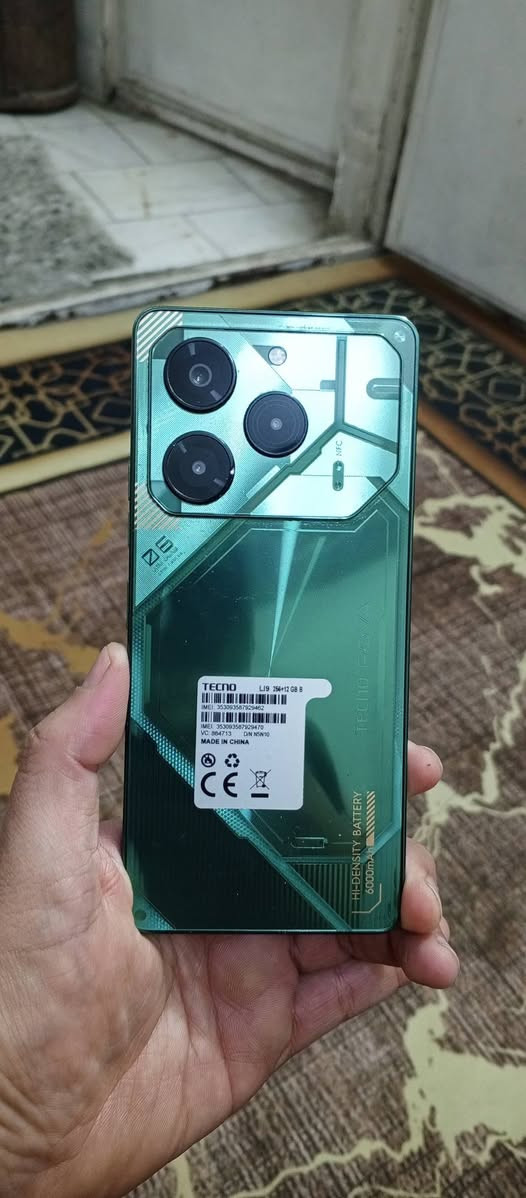 السلام عليكم ورحمه الله وبركاته شلونكم شباب وبنات اخواني الاعزاء عندي موبايل تكنوبوفا6استخدام قليل ونضيف جداواغراضه متواجده كامله للبيع250وبيه مجال السعر للطيبين مكاني بغداد منطقه الحريه والشراي يتفضلي خاص واني خادم الكم


**إذا كنت صاحب هذا الإعلان وتريد حذفه لأي سبب، رجاءا أرسل رسالة إلى الدعم الفني**