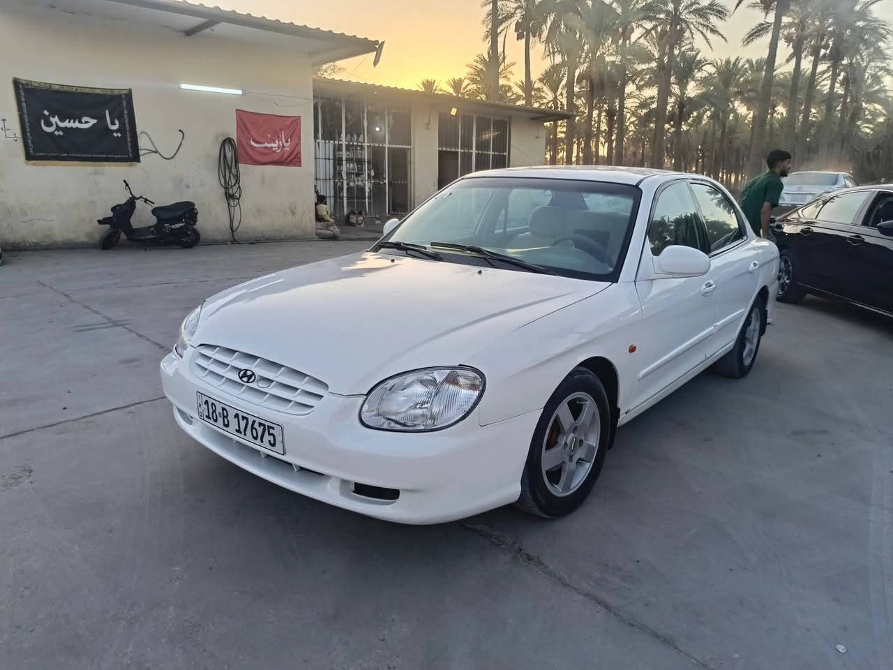 سوناتا موديل 2001 نظيفة  ومرتبه متعوب عليه
مصبوغه عام  مكينه وكير حاويه مكفولات تريك وين مايعجبك الحداديه خير من الله  تبريد شغال  السعر 55
رقم ***********
