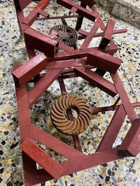 16 ميز حديد  29 منسف  2 طباخ  كلمن وسعره اتصل وتدلل  07703713405 بغداد