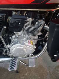 موطور سيفان للبيع موديل 2024 محرك 200  شرط ما مطخوخ صبانه جاهز كهربائي...