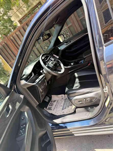 السلام عليكم شباب جيب شيروكي  2024 بدون رقم
7 راكب مواصفات  فول عدا الفتحه 

حادث السياره: بدون حادث سرقه فقط
السياره ماشيه : 1000 ميل يعني زيرو
حالة الايرباك : سليمه بدون ايرباك
لون السياره: ازرق

#مواصفات 
بصمه
رادارات جانبيه
حساسات اماميه خلفيه
رادار امامي تحديد مسار
المقاعد جلد 
المقاعد كهرباء 
المقاعد تدفئه + تبريد
استيرن تدفئه
خزن ميموري
شاشه كبيره
كأمره دواره
كشنات vib منفصل
معروفه مواصفات شيروكي لمتد
مـٌـيحـتاج اذكرهن
بعد بيه هواي مواصفات 

السعر السياره / 290$  و بيه مجال

العنوان بغداد الزعفرانيه 

رقمي ☎️ *********** بيه وات ساب بغداد
