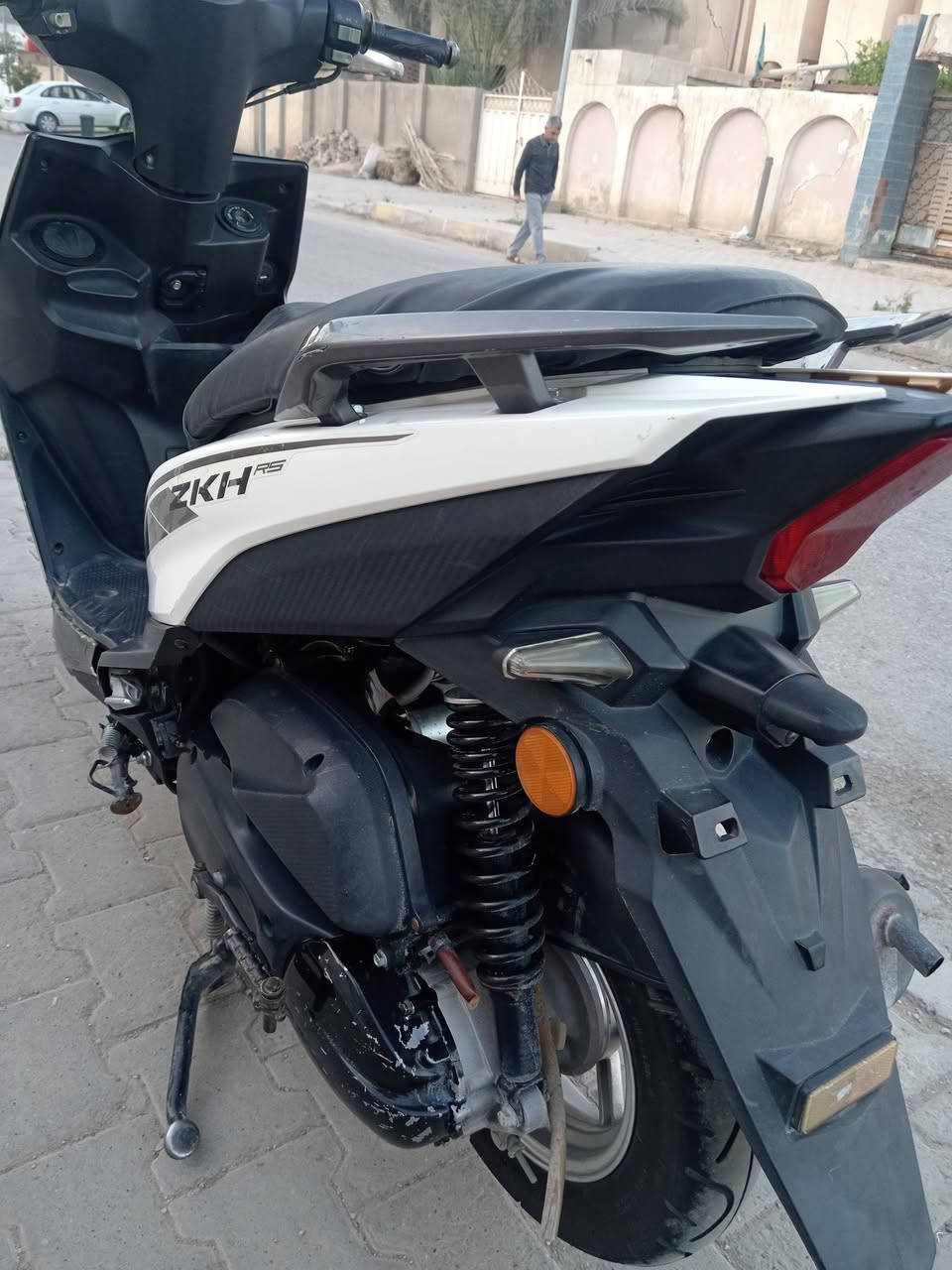 السلام عليكم
للبيع ماكس مضلع حديث موديل 2021 الدراجة أوراق كامله منفيس وكذا كله كامل كبل ترقم شرط الدراجه ما مفتوحة بلاديه كهربائيات كله شغاله سلف هندر لايت اشاير عداد بانزين السعر 650 وبيه مجال لشراي
مكاني كربلاء شارع المركز قرب ريحانه اي استفسار الاتصال على الرقم ***********
