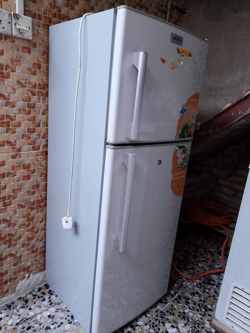 ثلاجه حجم وسط نضيفه شغاله للبيع 200 وبيهه مجال


**إذا كنت صاحب هذا الإعلان وتريد حذفه لأي سبب، رجاءا أرسل رسالة إلى الدعم الفني**