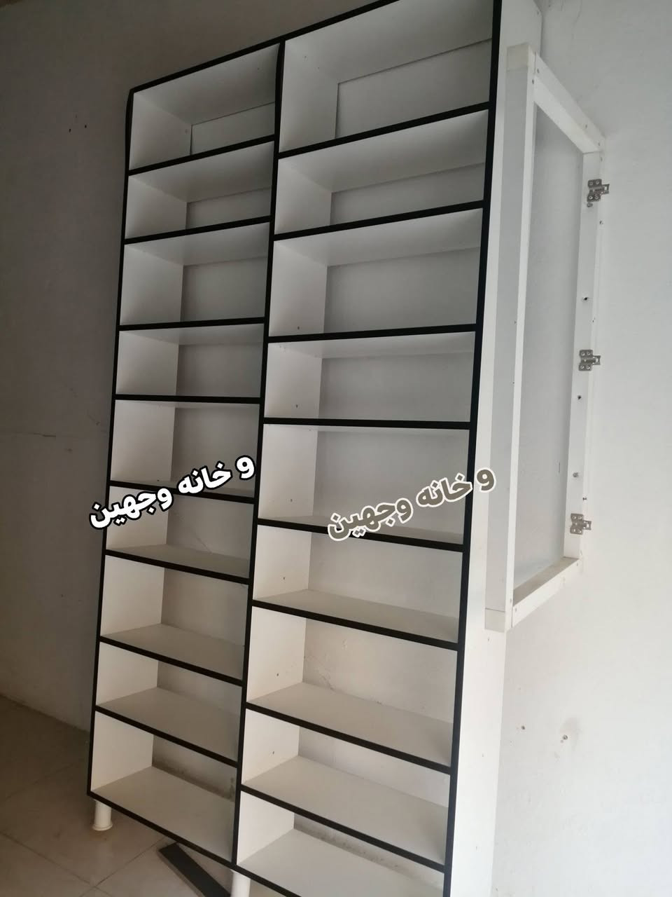 رفوف محل للبيع 
تكدر تفصلهم وتكدر تدمجهم
التفاصيل مكتوبه عالصور
السعر عالاتصال *********** صلاح سكريا

