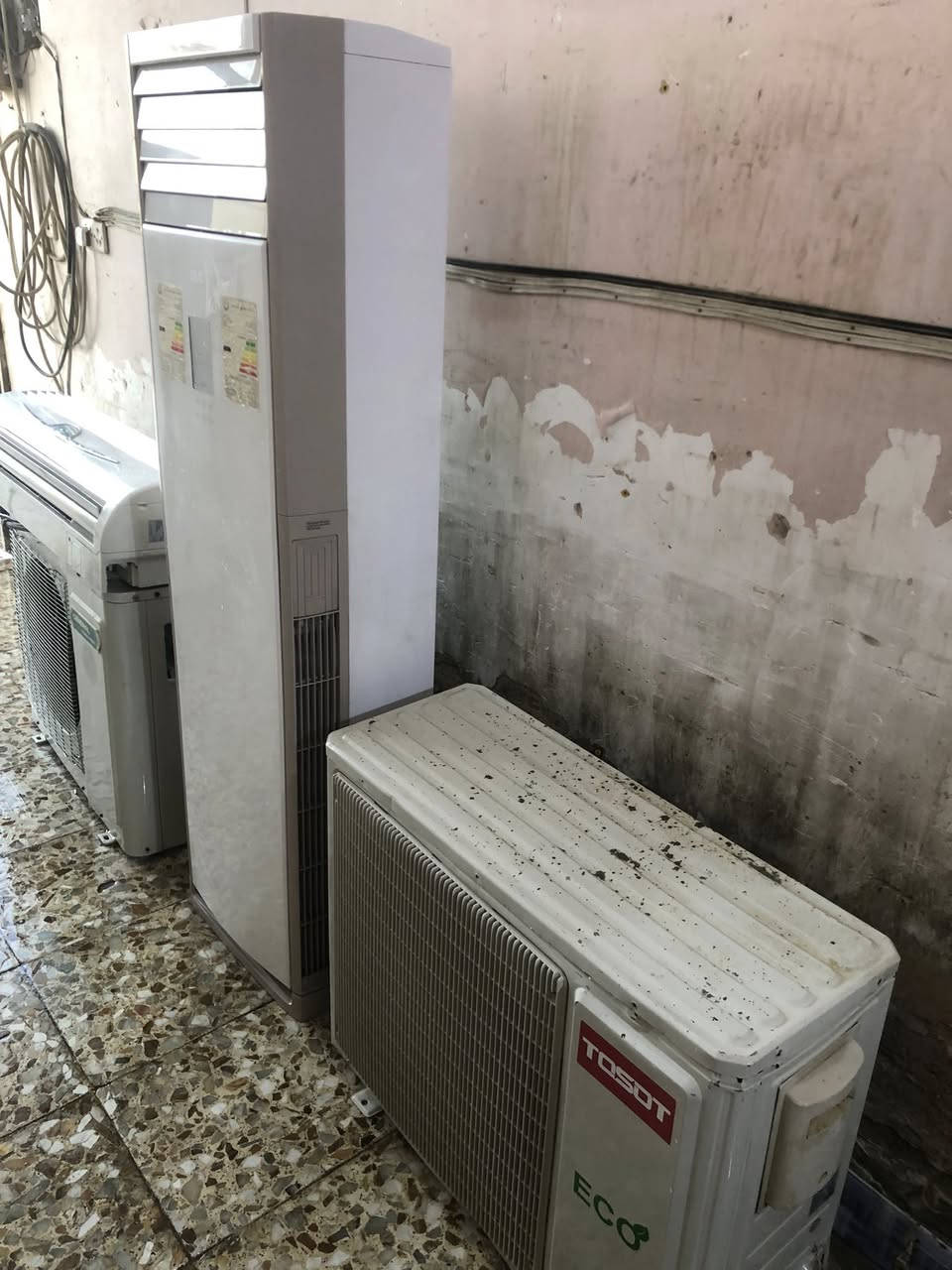 مجموعة سبالت للبيع عدد 7
2طن عدد 4 

توسوت 
يورك 
 DLC
جنرال 

طن ونص عدد 3

كري 
توسوت 
ميديا 

جميع الاجهزة بلادية شرط الشغل 
خارجية وداخلية فقط .

سعر :  مليون ونص قفل 

العنوان /بغداد /حي اور 
***********
