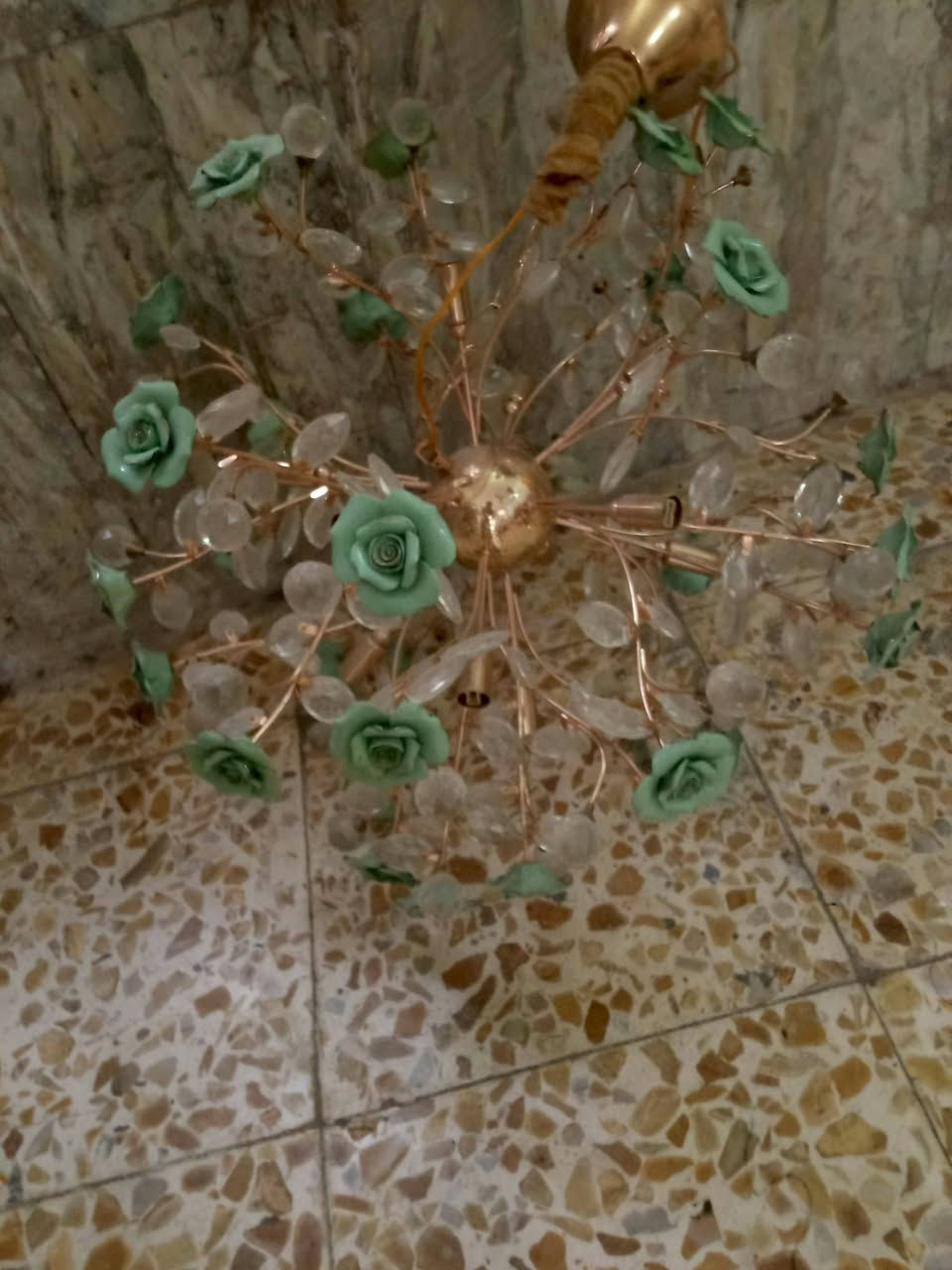 ثريات للبيع 100 والزعفرانيه


**إذا كنت صاحب هذا الإعلان وتريد حذفه لأي سبب، رجاءا أرسل رسالة إلى الدعم الفني**