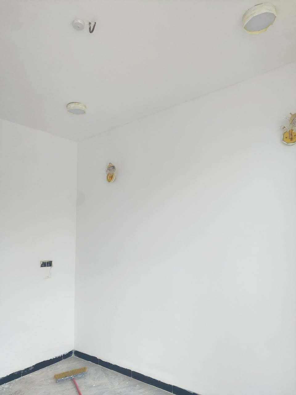 دار للبــــــــــــــــيع تـسـليــم مــبــاشــر
مـسـاحــه البـيـت 100 مـتـرالــواجــهــيـه  الـنــزال 20

طــــــــابــــــــــو زراعـــــــــي سنــــــــــد 25

                                                          حديــــــث2026

                    اســــتـــلام مبـــــــاشـــــر

                      

  طــــــــابــــقــيـــن 

                                                     3غــــــــــرف نـــــوم 

                       الطابـــــــق الاول

  غرفه نوم 1 وكلـــــــدور وستقــــــبال ومطبــــــــخ  

ومجمــــــــع صحيـــــــــات داخــــل وخــــارج  

الطابــــــق الثـــــانـــــــي 

غرفـــتيــــن 2نـــــــــوم وكــــــلدور ومجمــــــــع صحيـــــــــات 

#عنـــــوان حلــــــــه  شـــارع 80 مال كـربـلاء خلف محطه بنزين خانه اضواء بابل

                 ((بإدارة احمد الباشه))

 اتصــــــــال

☎️ ***********

☎️***********

مــراجـــعت مــكتــــب الـــــــــجشعمي للـــعقـــار مــــوقـــع مكــــتـــب شــــارع 80 مال كـــربلاء خلـــف محـــطـــه بــنــزيــن خانه اضـــواء الـــــحله 

                              ملاحــــــــــــــضه                            

عنــــدك عقــار اتريـــــــد اتبيعـــــــعه او اتأجـــــــــره طــــــــابو صـــــــــرف او طابــــــو زراعـــــــــي مراســــــــلت الصفحـــــــه او اتصــــــــال  ***********
