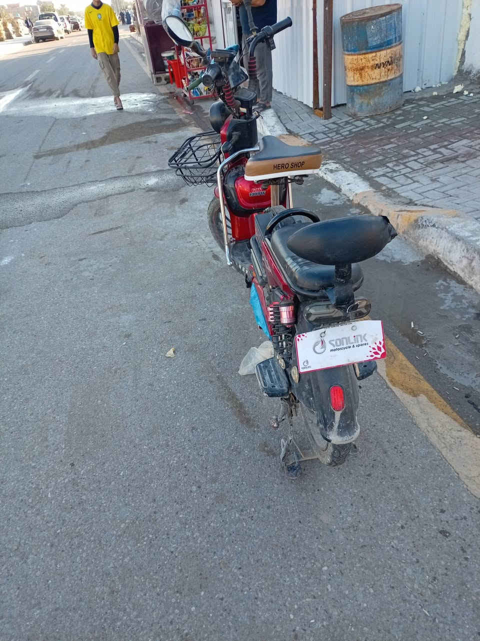 السلام عليكم دراجه شحن للبيع كامله  من كلشي موديل ٢٤ العنوان ديالى بعقوبه التحرير السعر ٢٧٥ وبي مجال رقم ***********
