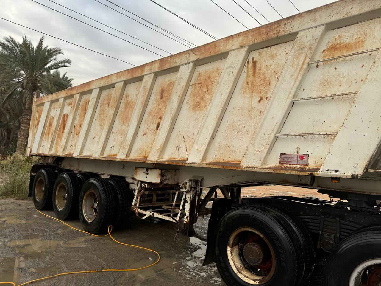 سلام عليكم للبيع عربانه ٤٥ مترمكفوله تخم تاير السعر ١٨٠ موجوده بكربلاء
***********
