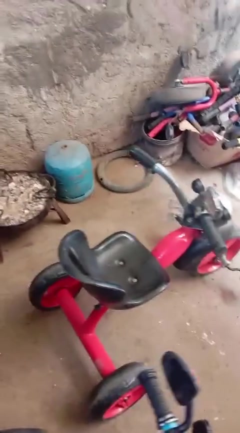 slm 150 dh lwa7da ofihom lmosi9a


**إذا كنت صاحب هذا الإعلان وتريد حذفه لأي سبب، رجاءا أرسل رسالة إلى الدعم الفني**