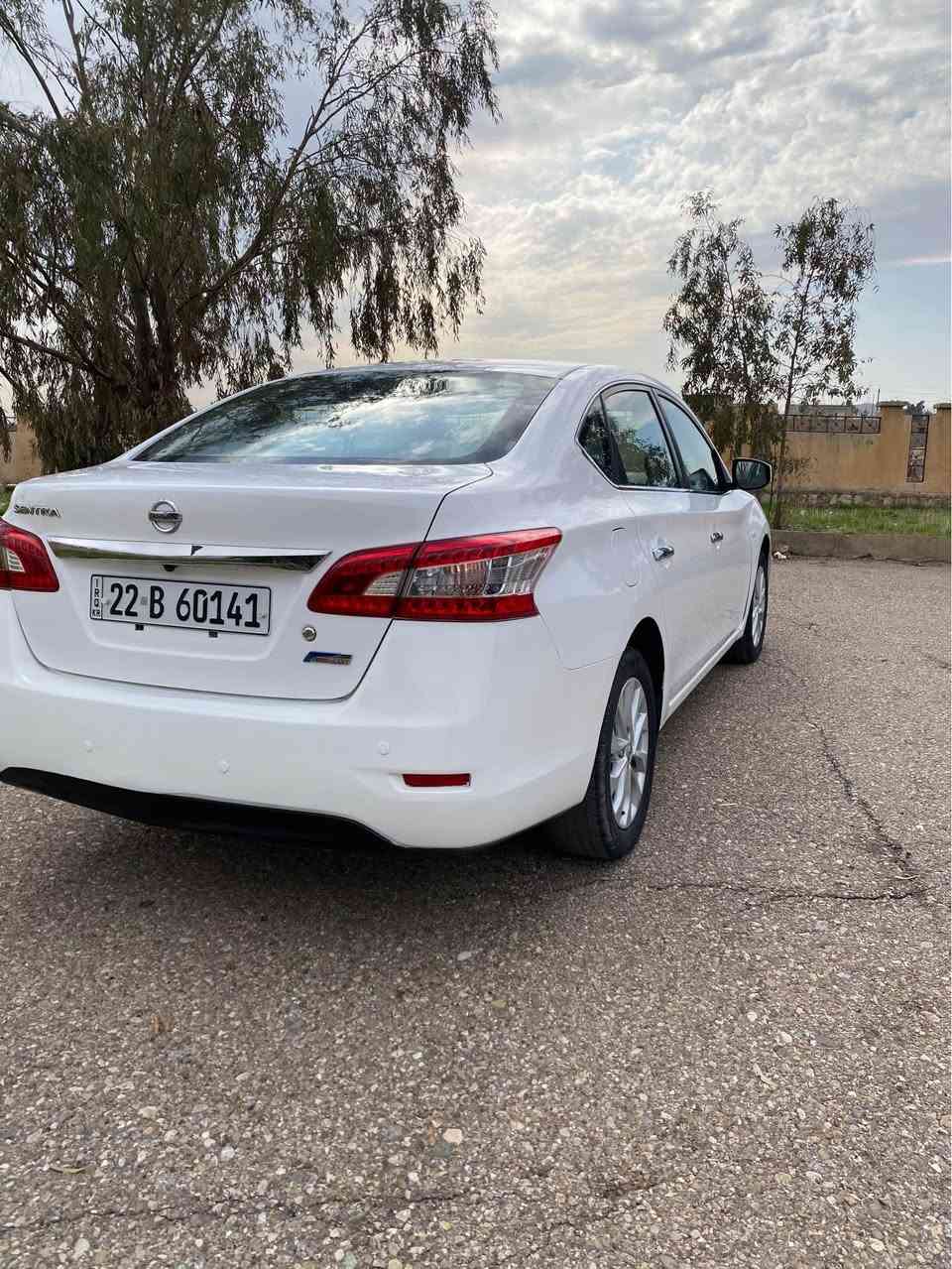 سێنترا خه‌لیجی ٢٠١٨
جاملخی پشته‌وه‌ بۆیاخه‌ له‌گه‌ل سه‌ر هیلالی ده‌رگاكه‌
جاملخی پێشه‌وه‌ بستێك بۆیاخه‌ له‌گه‌ل دوو بست دۆسه‌كه‌
٣ په‌له‌ ته‌عدیلی تێدایه‌ 
گێروو مه‌كینه‌ به‌شه‌رته‌ نه‌كرایته‌وه‌
وه‌كاله‌ به‌ناوی خۆمانه‌
ره‌قمی نوێیه‌ سه‌نه‌وی ٦ مانگ به‌سه‌رچووه‌
كۆیه‌ *********** أربيل, العراق
