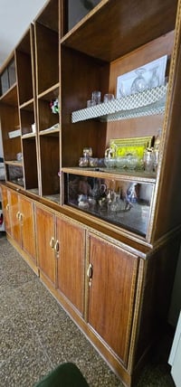 كاونتر • بوفيه • خزانة • مطبخ • اثاث منزلي • ديكور
