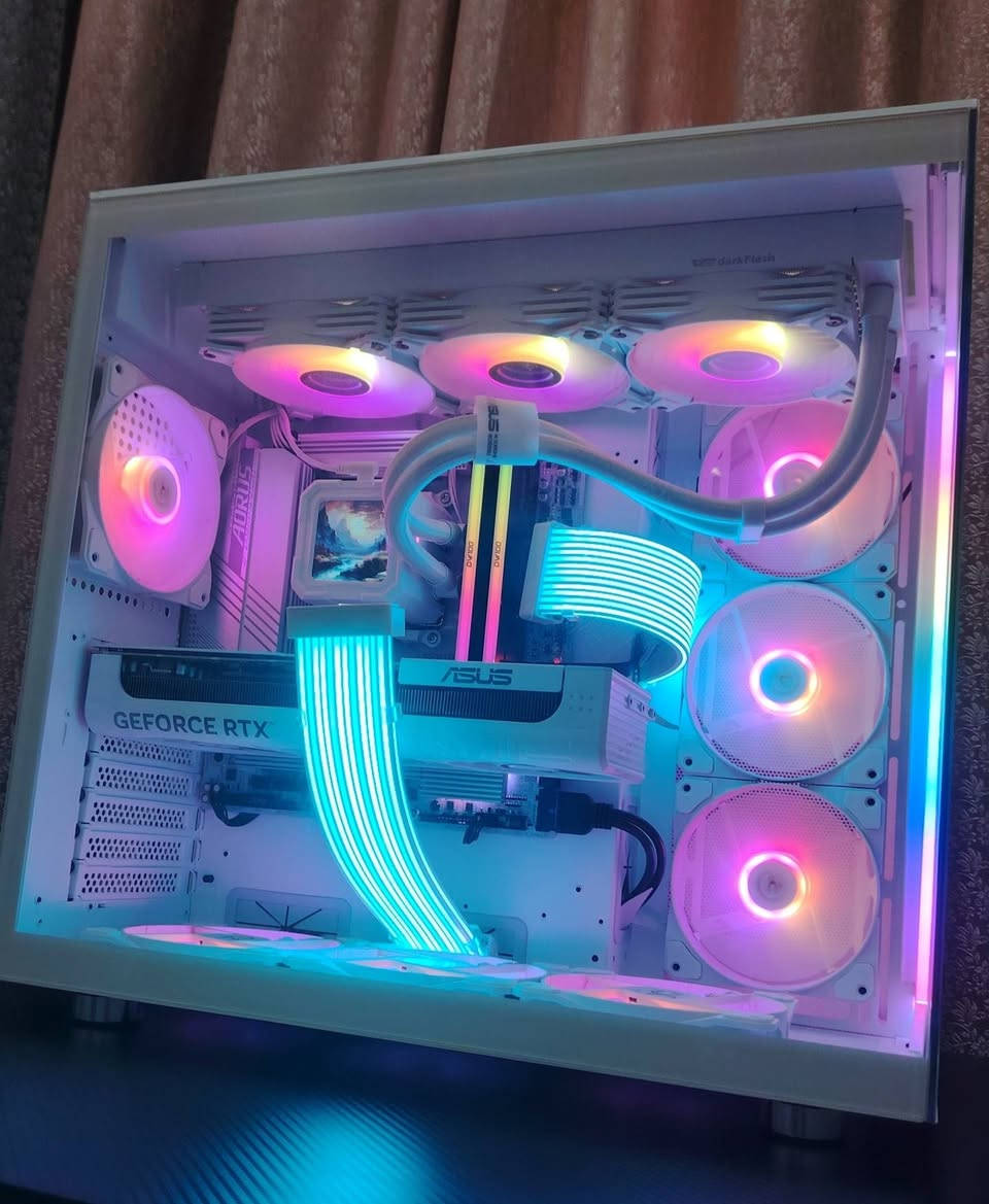 كيس للبيع❄️ بعده جديد لوك وباقي ضمان من مكتب خليفة ستور
RYZEN5 9600X

 GIGABYTE B650M AORUS ELAIT AX ICE

RAM 32GB DDR5 16X2 BIWIN DW100  6000hz RGB 

ASUS PRIME RTXTM 5070 White 12G OC

M.2 SSD1TB WD BLUE SN5100 NVME GEN4 7100 M.2

DARKFLASH DV360S WHITE

THERMALRIGHT TR-KG850 GOLD PC15

CASE XIGMATEK AQUA ULTRA ARCTIC WH

AsiaHorse ARGB Kit M.B White

AsiaHorse ARGB Kit GPU White

Windows 11 Pro Original Key

السعر 2,500,000

مكاني ناصرية رقمي ***********
توصيل موجود
