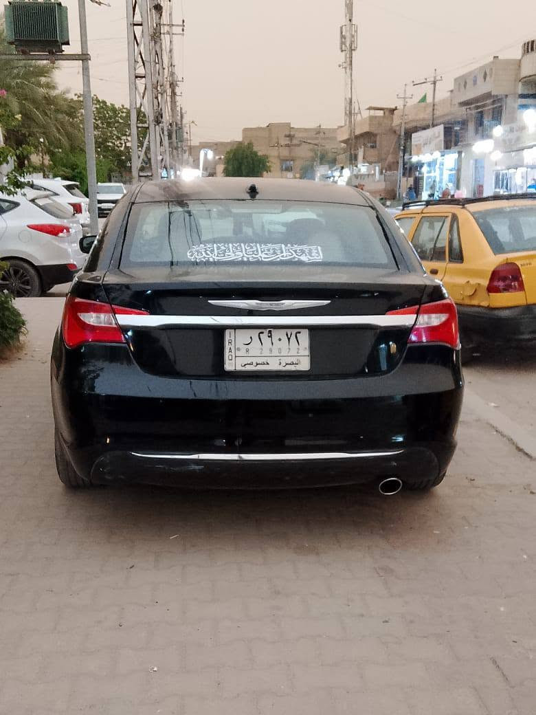 سلام عليكم  للبيع او مراوس سي ٢٠٠ موديل ٢٠١٣ مكينه وكير مكفولات محرك ٤سلندر المرغوب رقم بصره بسمي رقم انكليزي تحويل ثاني يوم سياره خير من الله  كهربائيات كلها شغالة  صدره امامي خلفي  جديد  سعر ٧٠ وبيه مجال رقم الهاتف ***********
