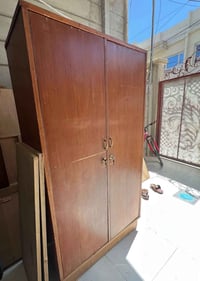 كاونتر • نظيف • جلخة بسيطة