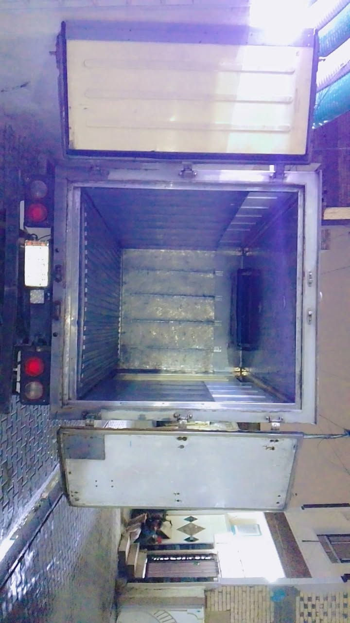 للبيع كيا براد فحل موديل 2010
مكفوله سياره  رقم شاصي واضح 
كير محرك اكسن رقم بغداد 
تحويل ثاني يوم 
براد خلفي شغال ينزل تجميد 
تايرات محوره ستد عالي 
سعر 118 بيه مجال بسيط حك جيه 
عنوان بغداد رقم ***********
