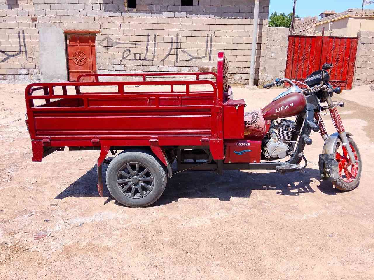 السلام عليكم شباب ستوته نيفان للبيع اوراق اصولي موديل 11 ستوته كفاله عامه بنيد وشاصي كهربائيات شغاله من الطول للطول نگر سلف تايرات جدد صدر جديد ستوته ما ناقصها اي شيء السعر مليون و450 بيا مجال للشراي العنوان بصره قرمه علي رقم الهاتف ***********
