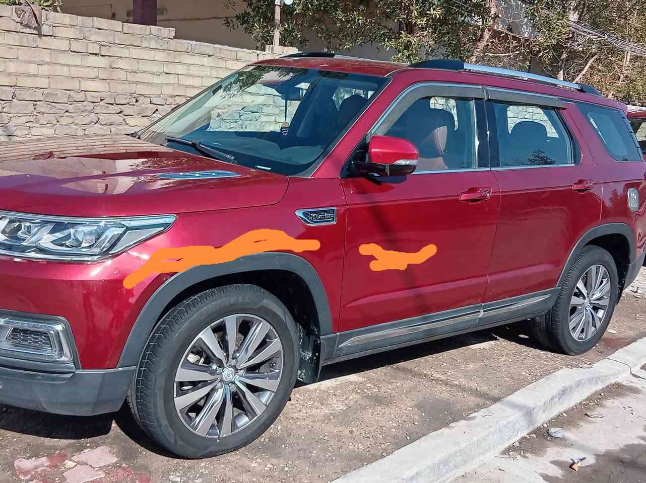 السلام عليكم شباب سيارة شانجان cs95
موديل 2019
مواصفتها
حساسات خلفي أمامي
مري شفت لايت إيل ايدي خلفي أمامي لد نهاري
بانوراما
تبريد ٣ قطعه
سيارة ٧ راكب
كامرة خلفيه
تو ويل
جنطة كهرباء
دخول ذكي
تشغيل عن بعد
تحكم استيرن جهتين
شاشة تاب بلادي احترمت وبدلة سعرها مليون دنيار
كلشي بيها شاشة كافهه تحكمات
محرك ٢٠٠٠ تيربو كير ومحرك خير من الله
بيضه ضربة خفيفة باجاملغ أمامي وشخط باب سايق
وصبغ باب خلف سايق
سعر ١٤٣ ورقة وبيه مجال للطيبين
مكان سيارة بغداد حي عامل ***********
