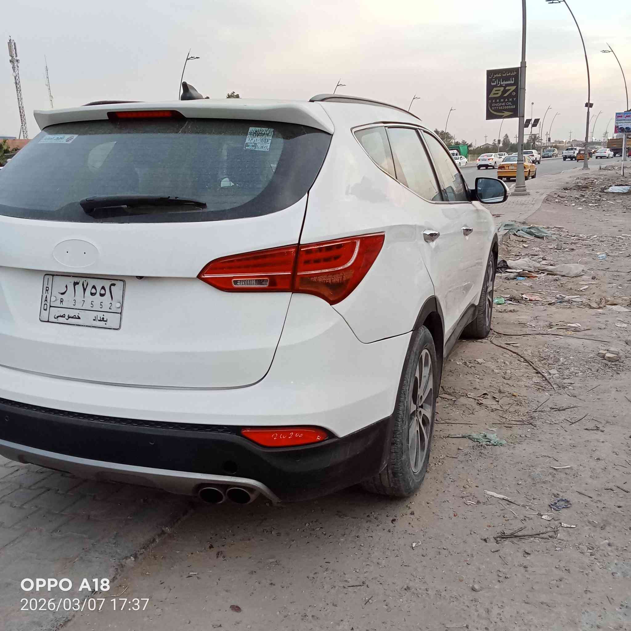 سنتافيه موديل2013رقم بغداد تحويل ثاني يوم السيارة فول موصفات تحكم استيرن كشن كهرباء شاشه صغيره فئهSL بنورامه سبعه راكب كشن تتفئه تبريد بصمه مري شفط سياره جاهز

 وحلوه مكينه سته 6سلندر كير صدر تتفئه تبريد ثلاث قطع 

 مصبوغه حزام سعر 120 وبيها مجال حك الجيه مكان 

السيارة بغداد رئاسة المعلمين رقم***********بي واتساب
