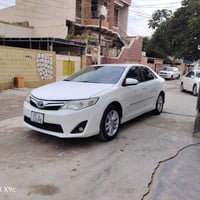 للبيع تيوتا كامري 2013 خليجي البونيد صبغ وبيها كارت بلهلال جامرلغ فقط ...