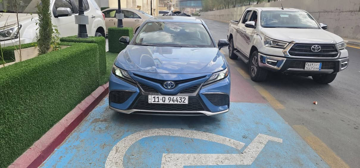 السلام عليكم
كامري موديل 2024
فول XSE
بدون حادث تقرير مياه أمطار بس لوك عله وضع الشركه اي شي مامبدل بيها عله فحص
اهنا صار بيها بارد عله كد 4 أصابع فقط
ماشيه 27
الون بلو بيري
السياره هايبرد مكينه 2500
فتحه سقف
شفتات ب الاستيرن
شاشه جبيره
كشنات تدفه
وكراسي كهرباء
جلد
رادار جانبي امامي
لد خلفي وامامي
شاحن واير ليس
السعر 230
مكاني بغداد شارع فلسطين الرقم ***********
