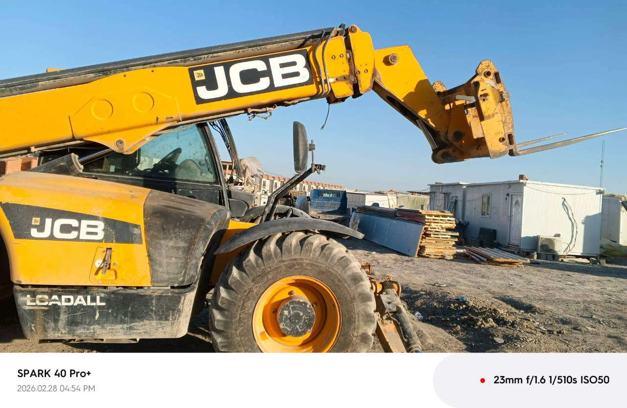 سلام عليكم جيسيبي 14متر موديل 11محرك خير من الله جديد رقم اربيل باسمي تحويل أو وكاله تريد عندي ضرف ومستعجل اريد أبيعها ***********
