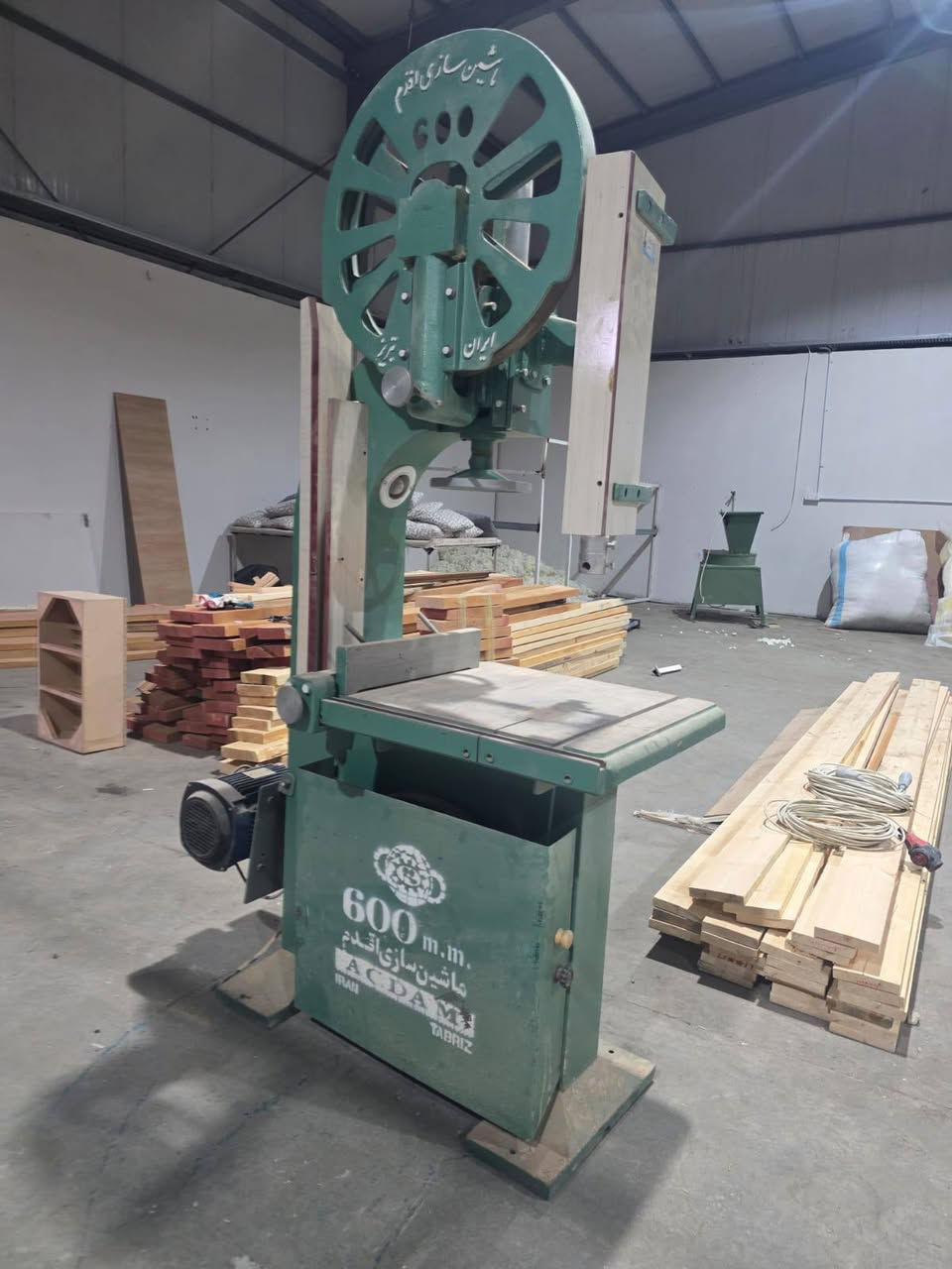 ئه م شه قه بؤ فرؤشتن لؤك لؤكه به س به سراوه دوو سه عات ئشي نه كردوه له بئ شوئنيا ده ي فرؤشم 
سعري 7$لايه له سلئمانم السليمانية, العراق


**إذا كنت صاحب هذا الإعلان وتريد حذفه لأي سبب، رجاءا أرسل رسالة إلى الدعم الفني**