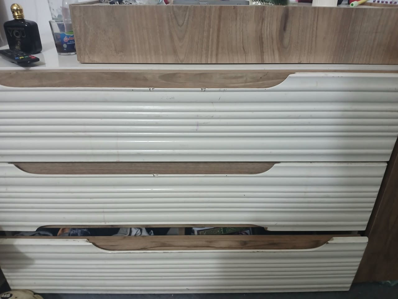 للبيع تخم ١٠ مقاعد يحتاجله بس غسل 
غرفه تركي ثقيل


**إذا كنت صاحب هذا الإعلان وتريد حذفه لأي سبب، رجاءا أرسل رسالة إلى الدعم الفني**