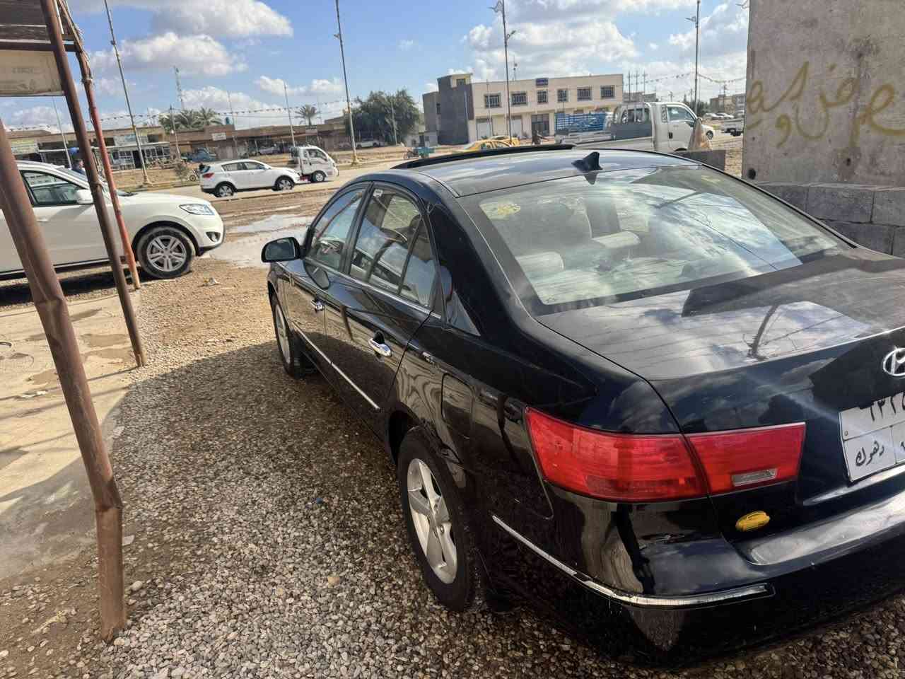 سلام عليكم سوناته ٩ مريكي فول٢٤٠٠ دوش اليبل واحد صبغ جاملغ وباب بدون داخل شرط سونار مكينه وكير وحداديه وتخم تاير كله جديد تريد وكالة تريد تحويل ٩٥ وبه مجال واسط *********** و***********
