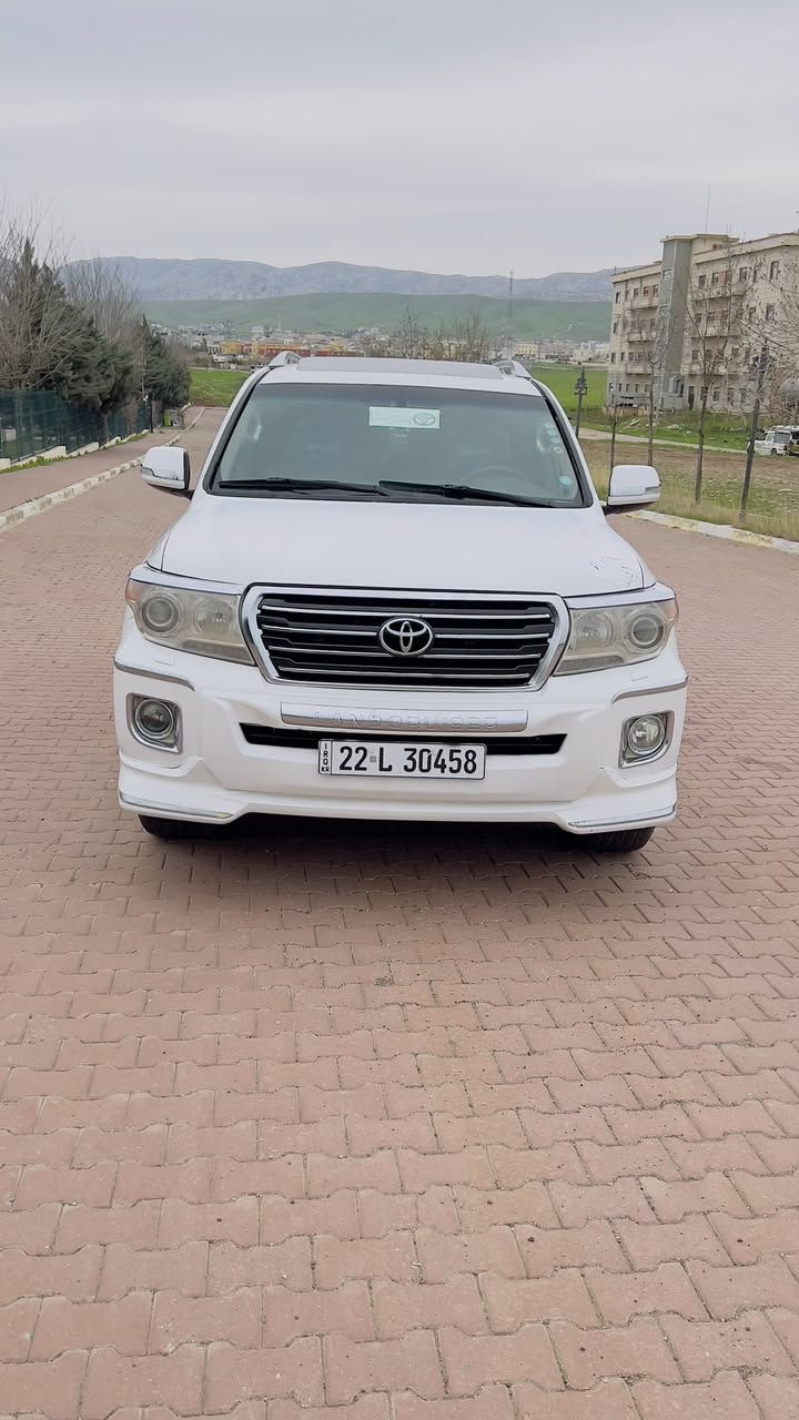 للبيع لاندكروز موديل 2008 تحديث 2014 صبغ سته قطع صبغ وشبرين يم سلايت امامي صبغ بدون دواخل امامي و خلفي كبس بدون دواخل بس اني ابيع عام صبغ  سعر 235ومجال 
فول مواصفات
بصمه 
بصمه ابواب
فتحه سلايت
كشنات جلد
كشنات كهرباء ثنين ثلاث حركات 
زراكات
مري شفط
تحكمات ستيرن كامله
مثبت سرعه
شاشه ايباد 
ثلاجه 
سبعه راكب
ثلاث قطع تبريد 
محرك v6 
حساس امامي
حساس خلفي
وباقي مواصفات   معروفة 
واستاب ***********عنوان عقره تابع اربيل
