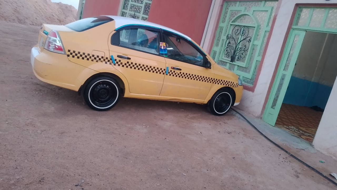 السلام عليكم سياره افيو للبيع موديل 2011 سياره مقفوله فقط صبغ فقط بونيت مكاني على طريق كربلاء نجف قرب الباب الجديده السرايا يتصل الرقم ***********
