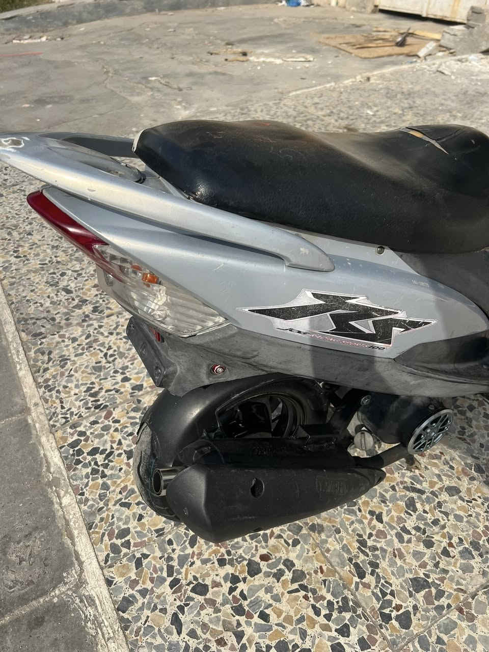 ماكس عدله بلادي49
مكاني شارع سناتر رقم تلفون 
***********
‎دراجه مال حاويه كلهه بلادي ختم واحد 
سعره 825بيه مجال
