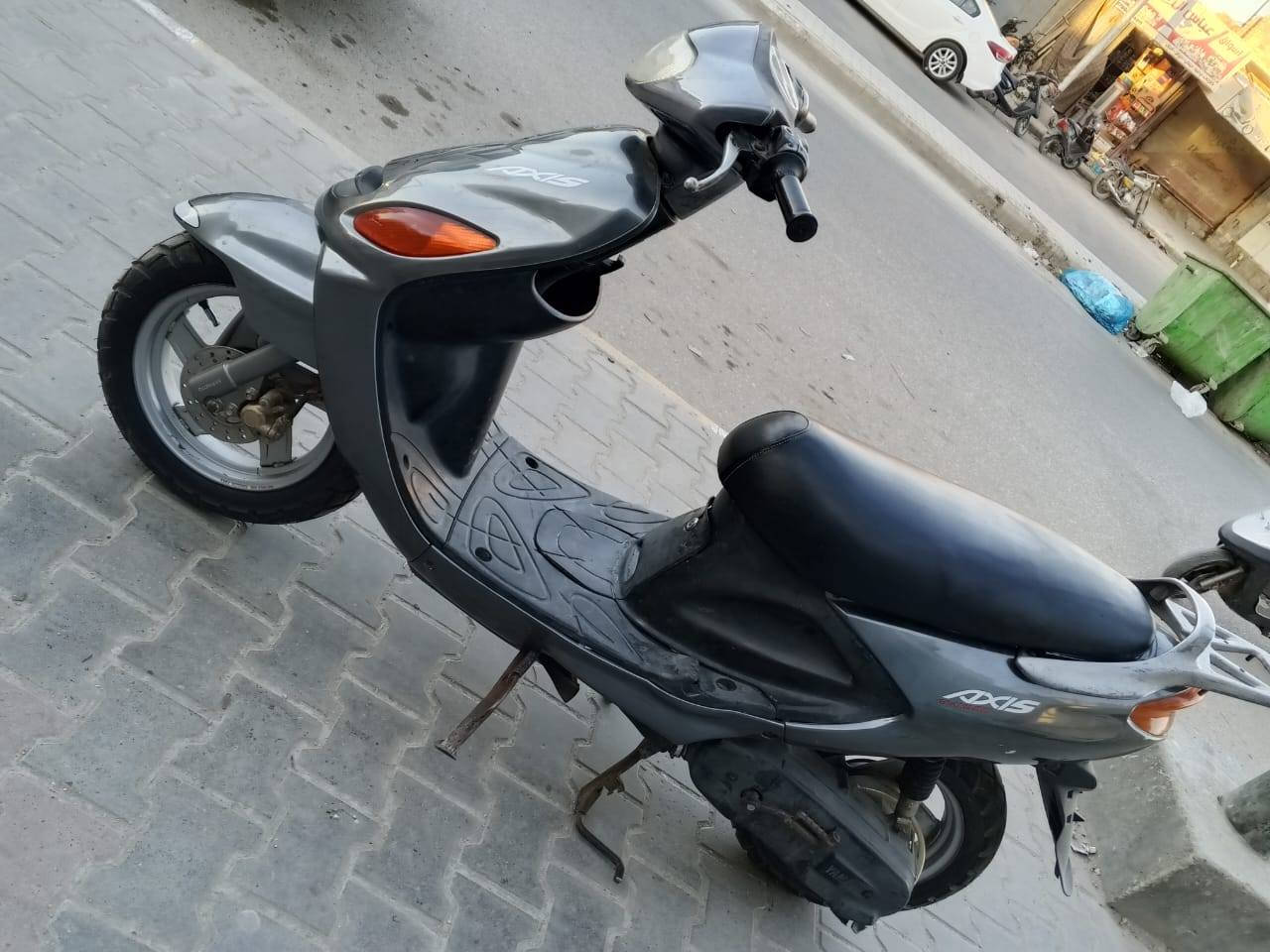 دولفين ياباني نكره سلف ماناقصه برغي كلشي شغال مفتوحه بستم فقط 
مكاني رميثه سعر 550


**إذا كنت صاحب هذا الإعلان وتريد حذفه لأي سبب، رجاءا أرسل رسالة إلى الدعم الفني**