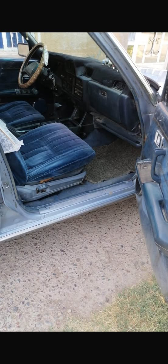 للبيع موديل 83انبار صبغ عام للجماليه مكان الفلوجه جاهزه سياره محرك وكير بطه تبريد شغال  ***********
