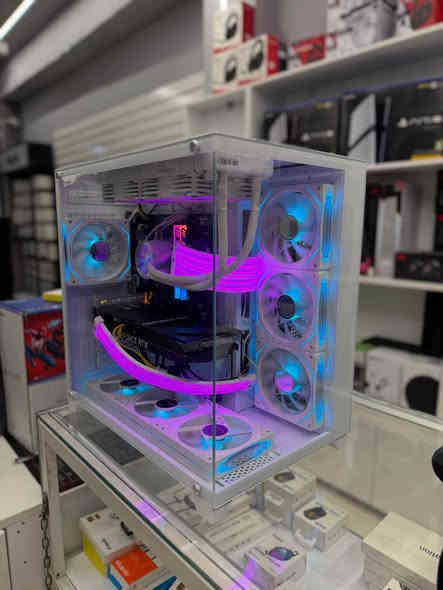 Gpu:Rtx 4060ti pny 3fan 
Cpu: R5 5650G
Ram: 32gb.  3200mhz rgb 
Psh: aigo 700w akwarior 
Mth: gigabyte b450m dsh3
Hard: 256gb - 1tb hdd 
Cooler: darkflash 2fan 240mm aio 
Case : mid tower 7 fan argb 

کەیسی گەیمینگی زۆر بەهیز و فول جوانکاری و هەرزان 
زەمانی یەک مانگ کامل پارچەکان 
نرخی 820$
گەیاندن هەیە 
***********
*********** أربيل
