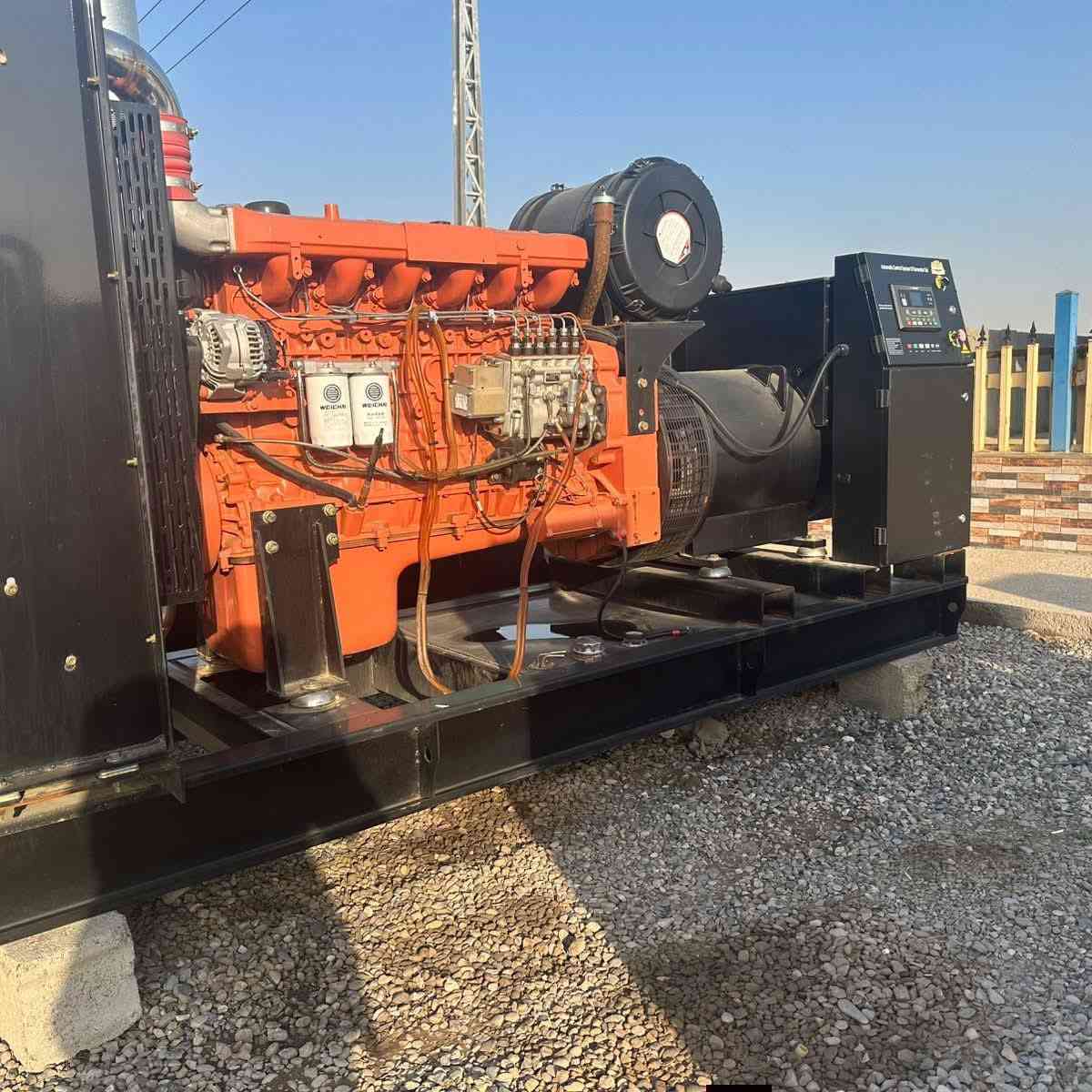 ⚡ مولد كهربائي اشتاير P13 – قدرة 450 KVA ⚡
🔹 القدرة: 450 KVA
🔹 الاستخدام: مخصص للمعامل وتوزيع المنازل
🔹 الموديل: Steyr P13
🔹 الحالة: غير مستعمل – صفر
🔹 المنشأ: الصين (طبخة أصلية)
🔹 رأس التوليد: نحاس 100%
🔹 نظام التبريد: راديتر ماء خمس سراوات
🔹 لوحة التحكم: بورد ذكي – أحدث إصدار
✅ أداء قوي وثبات عالي تحت الأحمال
✅ مناسب للتشغيل المستمر 24/7
✅ كفاءة عالية وعمر تشغيلي طويل
✅ الحل الأمثل للمشاريع والمعامل الكبيرة
📦 جاهز للتسليم الفوري
💰 السعر منافس.   110$
📍 العنوان: بغداد جديده الشط مقابيل مطعم سامان 
📞 للاستفسار:***********
