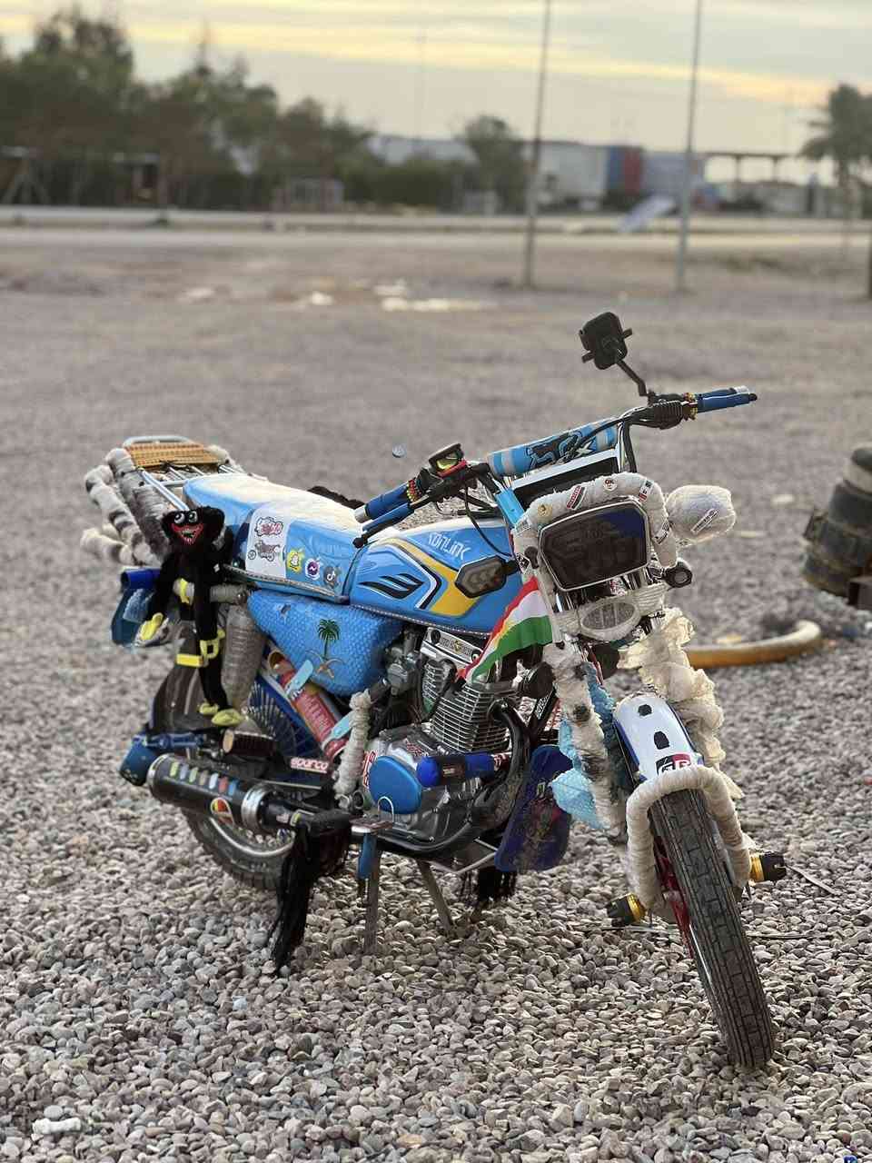 السلام عليكم تايكر للبيع موديل ٢٥شلعه ومعدل فول ما بي اي عيب وما ناقصه برقي ماشي (١٠٠٠)للاستفسار ***********مكان سد حمرين
