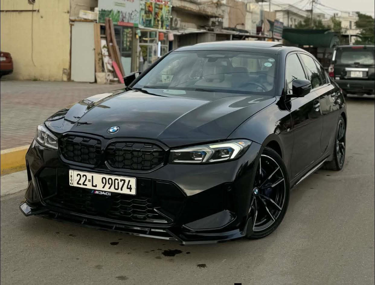 🚨🔥 الفخامة + الأداء في سيارة وحدة 🔥🚨
BMW M340i
💥 M340i – سواد مرعب + شكل هجومي 💥
الموديل: حديث
المحرك: 6 سلندر تيربو (B58) 🔥
الدفع: خلفي / xDrive (حسب النسخة)
اللون: أسود ملكي 🖤
الحالة: نظافة عالية جداً ✨
━━━━━━━━━━━━━━━
💎 المواصفات:
شاشة ديجتل كاملة
نظام iDrive حديث
رادارات أمامي + جانبي + خلفي
كاميرا
كراسي جلد فخمة
إضاءة داخلية Ambient
شيفتات ستيرن
نظام درايف مود (Eco / Comfort / Sport)
جنوط رياضية كبيرة
LED لايت كامل
━━━━━━━━━━━━━━━
🔥 تسارع قوي + ثبات ألماني 🔥
🔥 سيارة يومي + سبورت بنفس الوقت
💰 السعر: على السوم
📩 للاستفسار خاص / واتساب
📍 جاهزة للفحص


**إذا كنت صاحب هذا الإعلان وتريد حذفه لأي سبب، رجاءا أرسل رسالة إلى الدعم الفني**