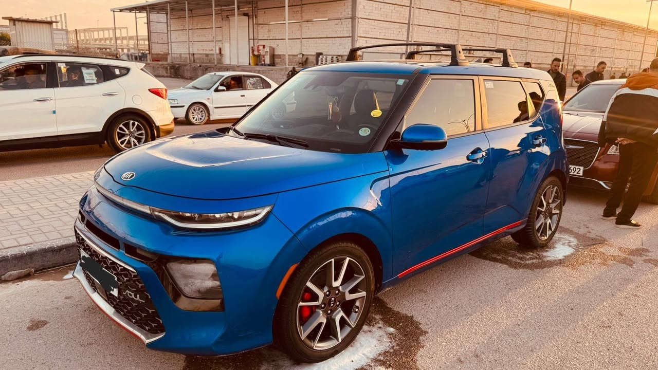 صول موديل 2021
بيها ضربه بل جمالغ الخلفي راجع على البارد 
صندوك مقسم
داخله غرق و مبدل ضفيره كلها جديده 
ما بيها تاثير لا على الكير ولا على محرك 
سياره فول فول مواصفات للأخير
سستم صوت دجي 
اناره داخليه 
فتحة سقف تنتة 
شفتات بالستيرن
تشتغل بصمة 
حساسات 
وكامره دواره 
نوعين قيادع عادي ورياضي 
مثبت سرعه 
مثبت طريق 
كير عادي وكير وتماتيك 
محرك 1600 تيربو 
كفاله من الكير والمحرك 
حداده جديده 
رقم بصره الانكليزي الجديد راعيها موجود ثانيه يوم يحول عنوان البصره 
السعر 145 وبيه مجال اتصال على الرقم ***********
