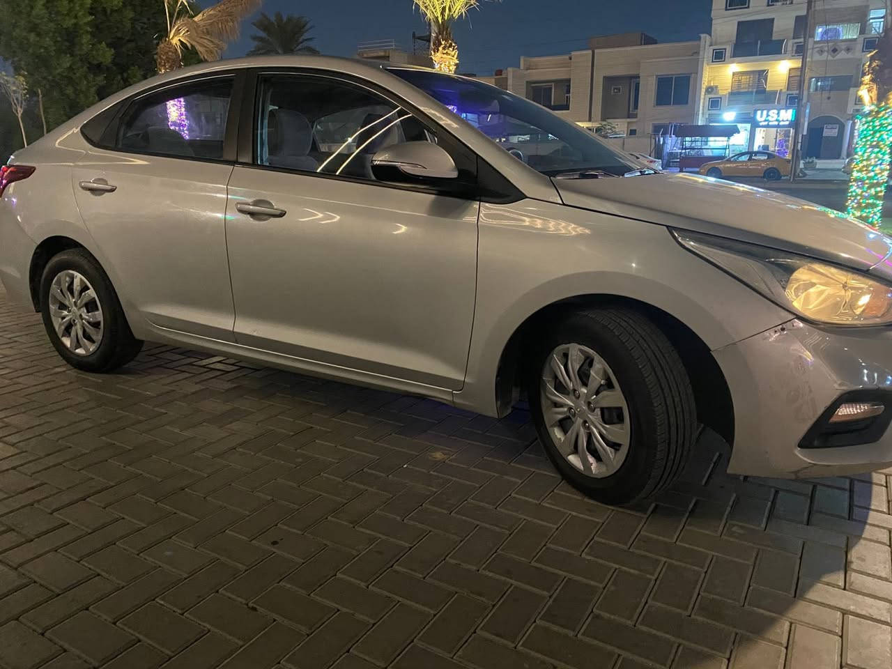 اكسنت موديل 19خليجي بيه صبغ فقط جاملغ امامي صفحت السايق سنويه هزه جديده بسمي كلشي بيه شغال وجديد سعر 119$ ***********
